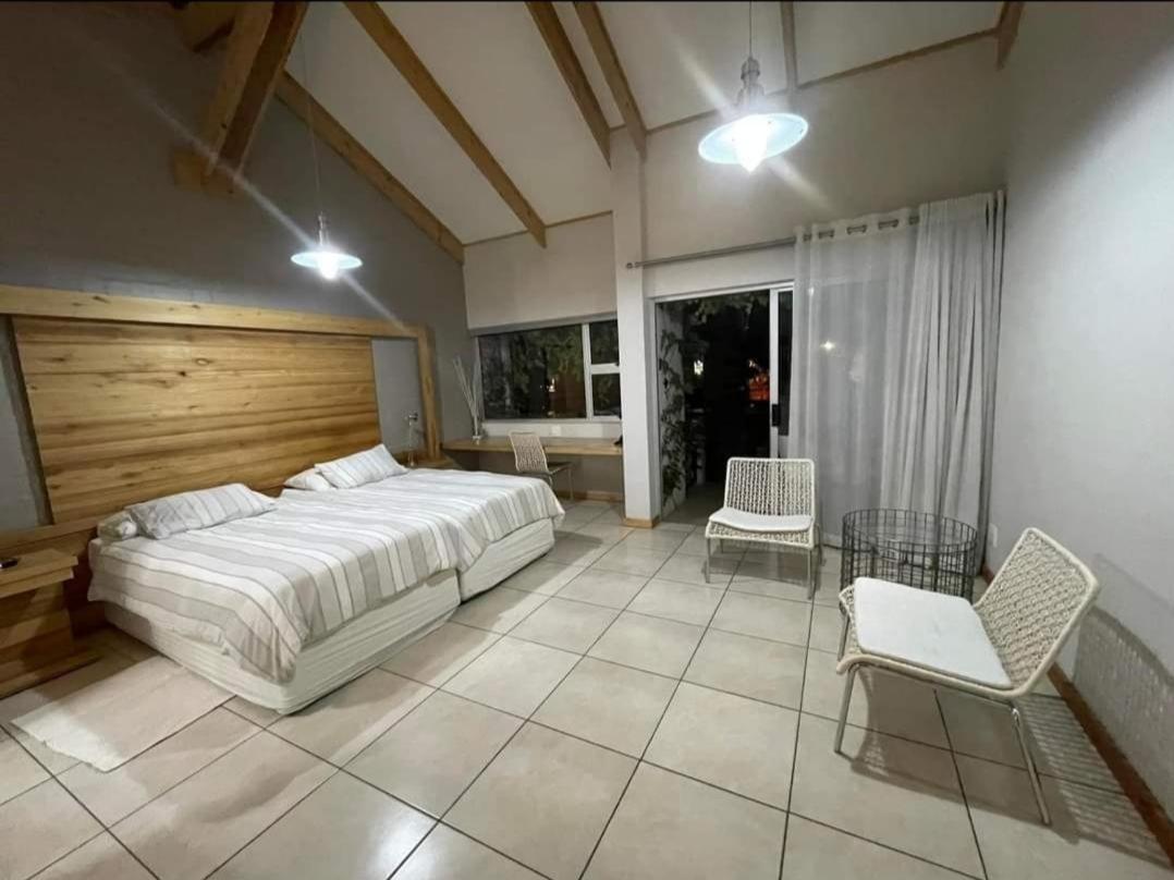 Villa Vista Guesthouse, Windhoek, Namibia Habitación foto